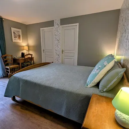 Double Avec Petit Déjeuner Dans Bâtisse Historique - Fr-1-589-717 Bed & Breakfast